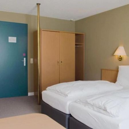 Hotel บิทบวร์ก ภายนอก รูปภาพ