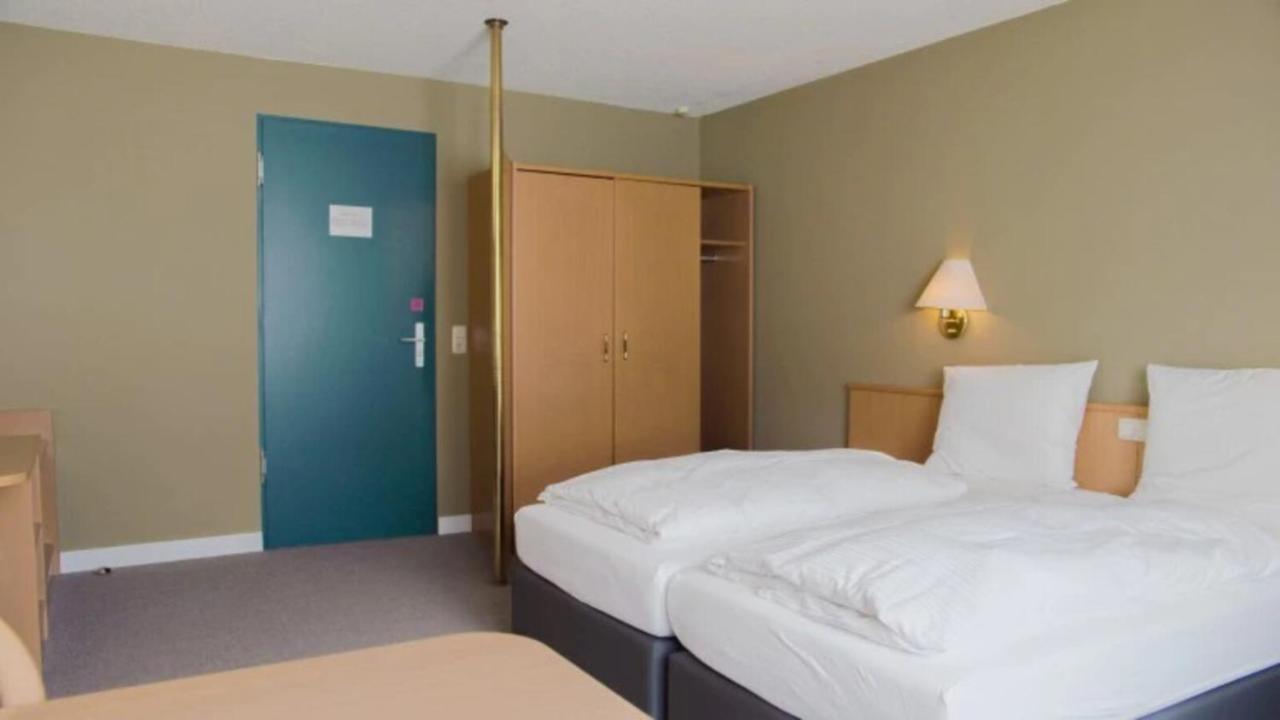 Hotel บิทบวร์ก ภายนอก รูปภาพ
